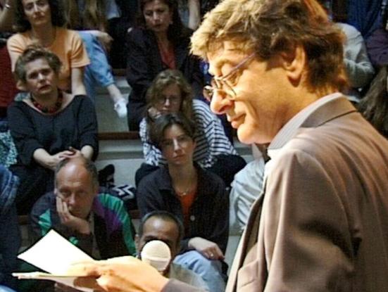 Mahmoud Darwich: et la terre, comme la langue...