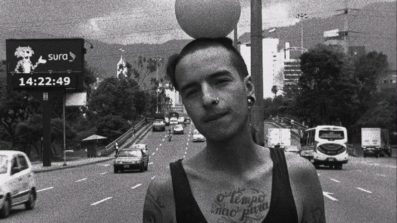 Como crece la sombra cuando el sol declina