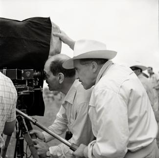 Luis Buñuel i Gabriel Figueroa durant el rodatge de 'Nazarín' - 1958